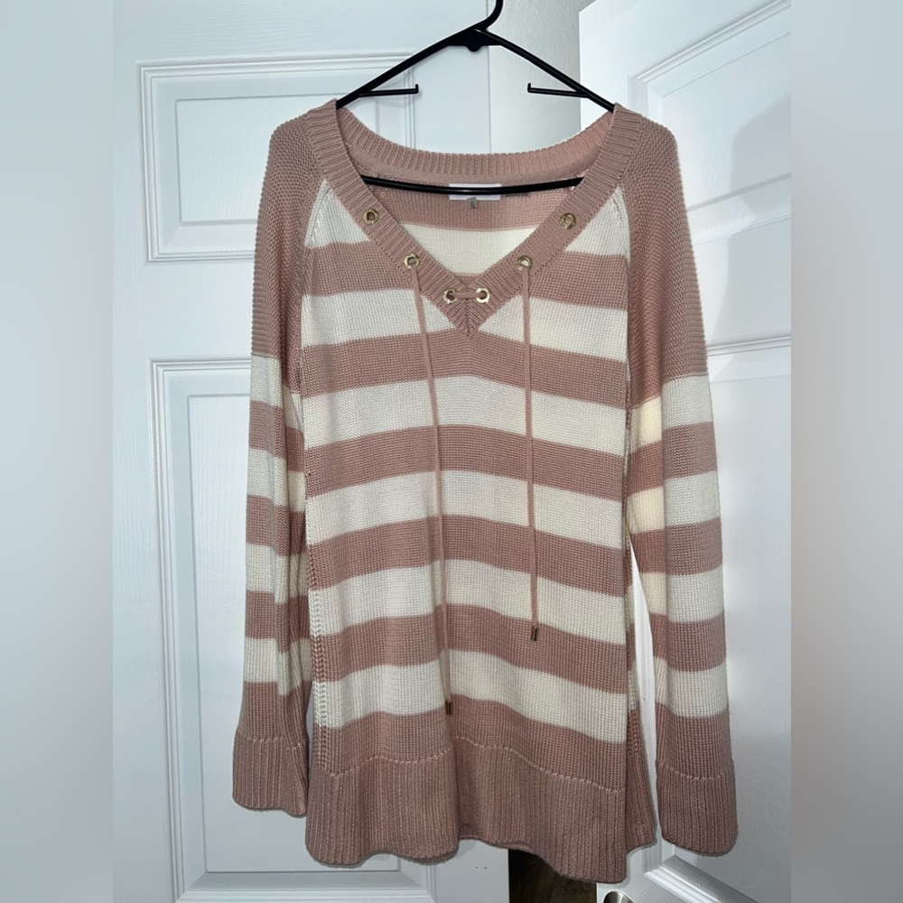 Calvin Klein Knit Vneck Sweatshirt 💕
